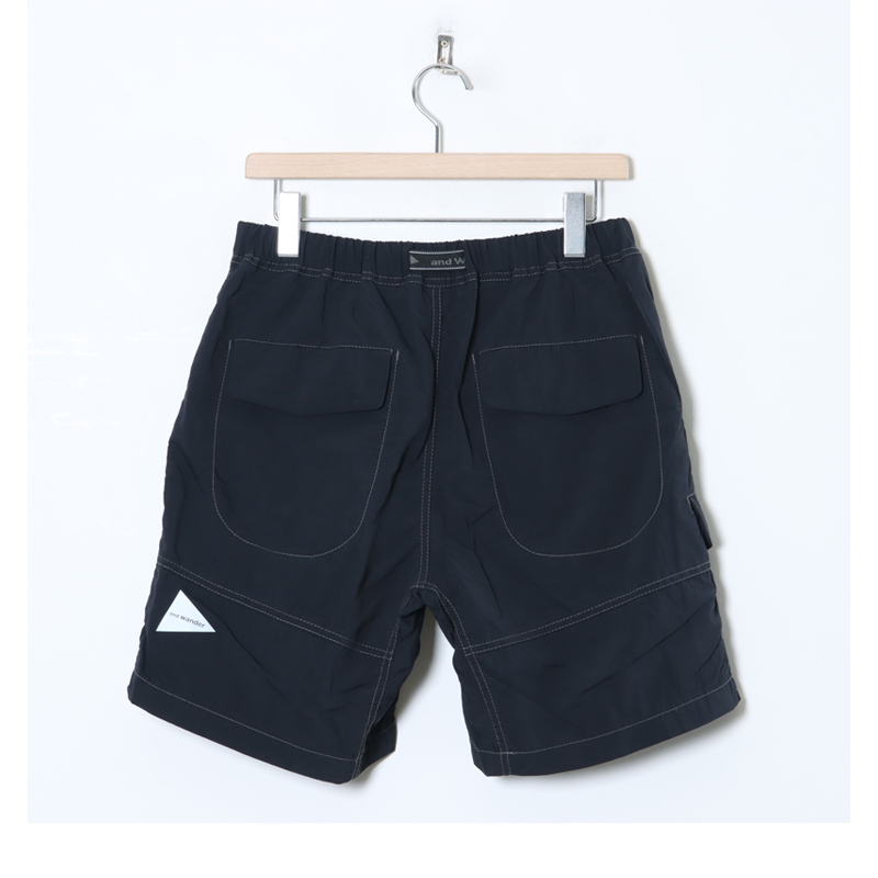 and wander(ɥ) Ny taffeta hiker short pants