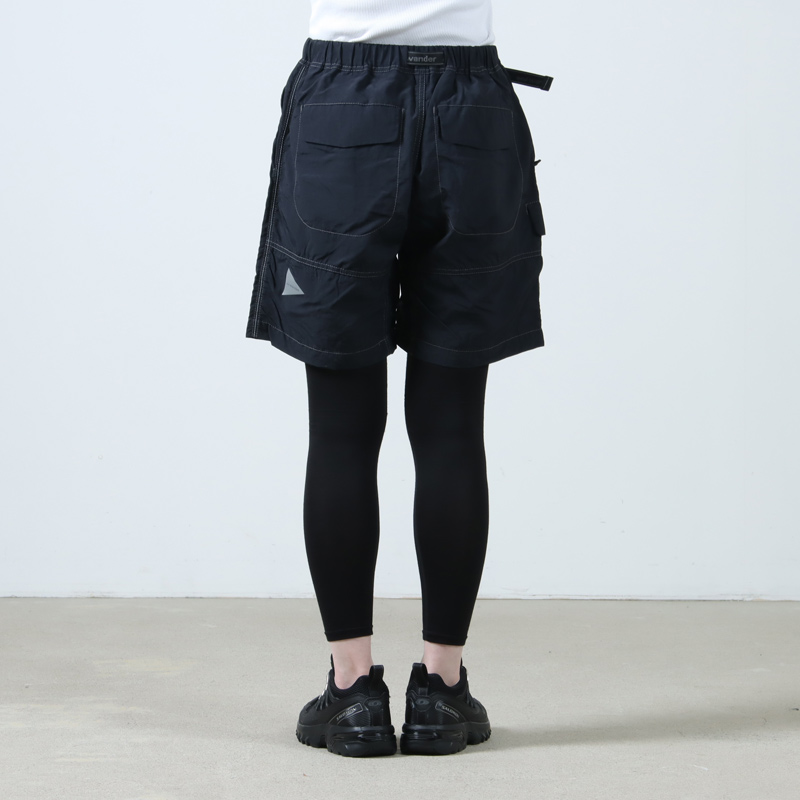 and wander(ɥ) Ny taffeta hiker short pants