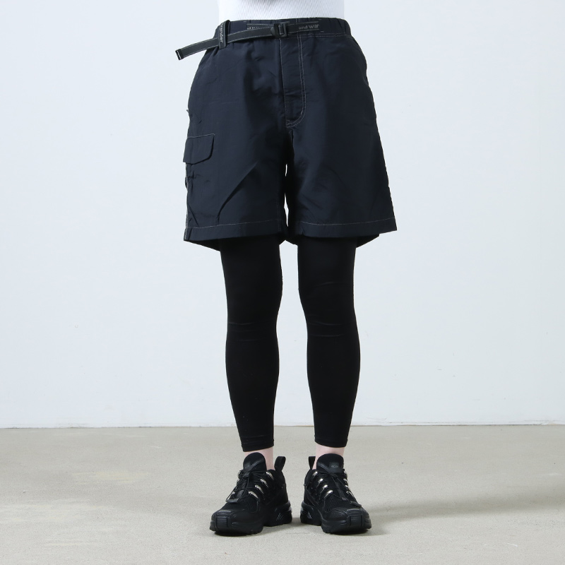 and wander(ɥ) Ny taffeta hiker short pants