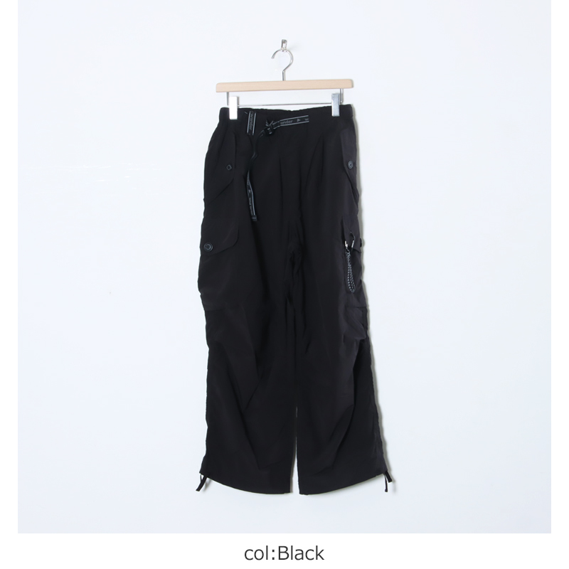 and wander(ɥ) oversized cargo pants