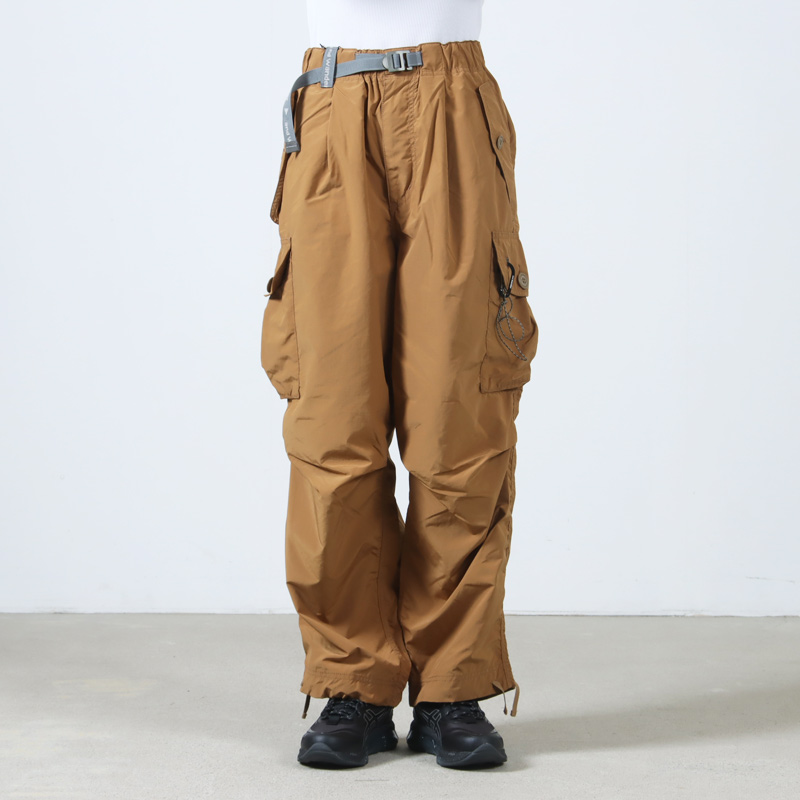 and wander(ɥ) oversized cargo pants