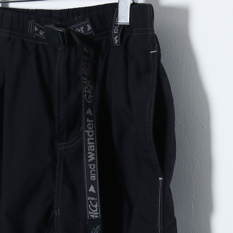 and wander(ɥ) gramicci C/N climbing pant