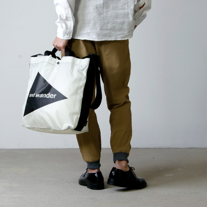 and wander(ɥ) CORDURA big logo tote bag