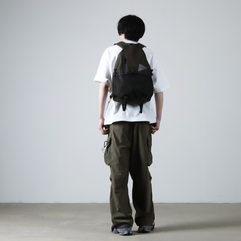 and wander(ɥ) PE/CO 20L daypack