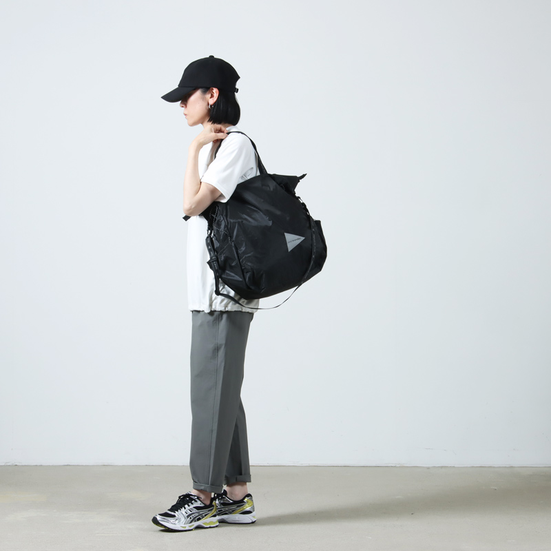 and wander(ɥ) sil tote bag