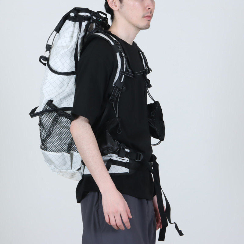and wander(����ɥ�����) ECOPAK 45L backpack