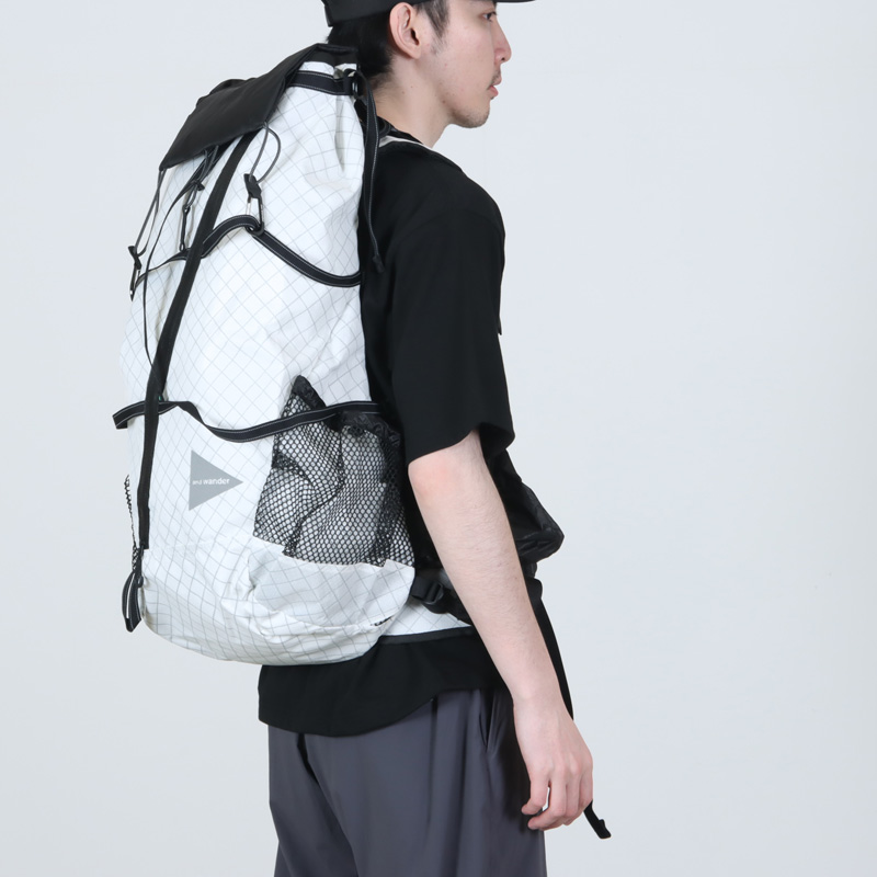 and wander(����ɥ�����) ECOPAK 45L backpack