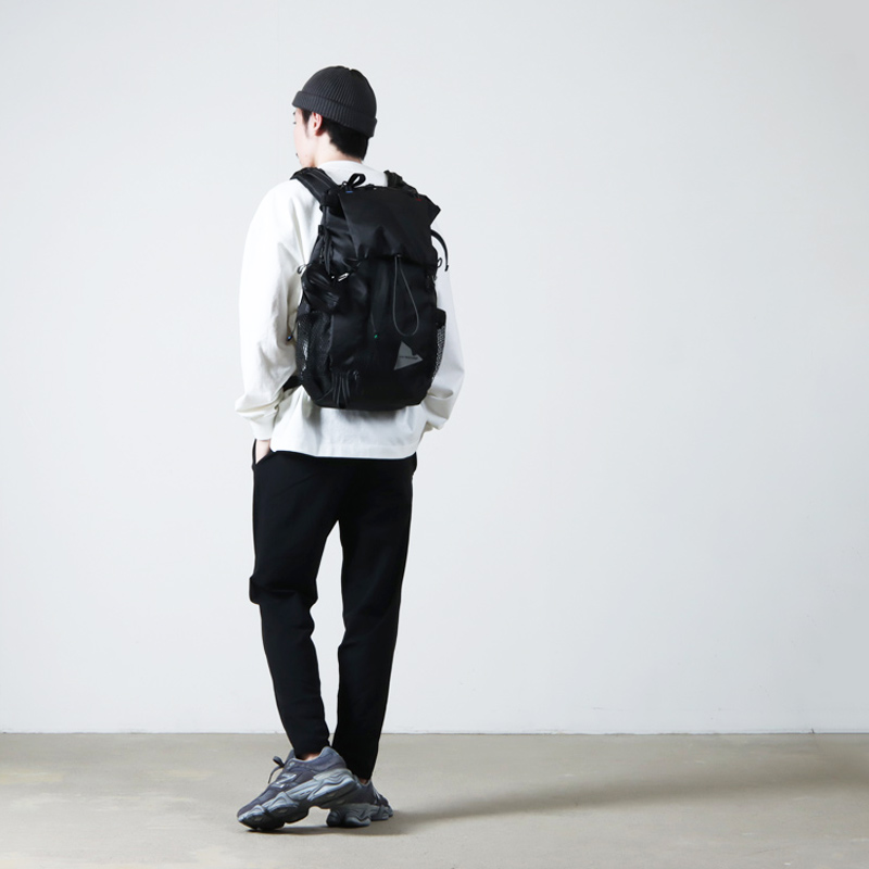 and wander(����ɥ�����) ECOPAK 30L backpack