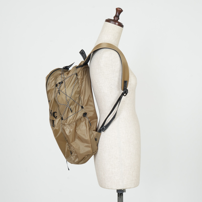 and wander(����ɥ�����) hiking club sil daypack