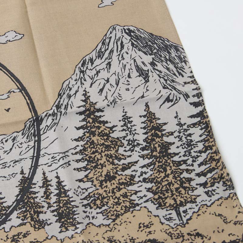 and wander(����ɥ�����) hiking club bandanna