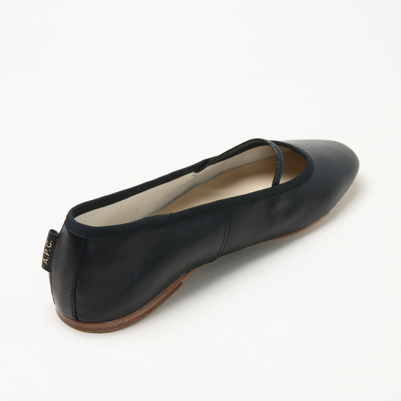 A.P.C. (アーペーセー) BALLERINES SWAN / バレエシューズ スワン