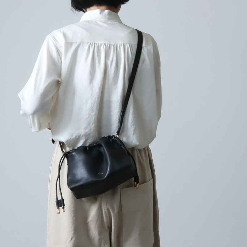 A.P.C アーペーセー ショルダーバッグ バッグ NINON ニノン