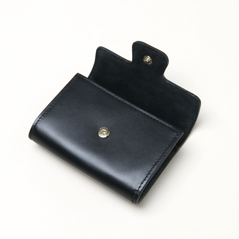 A.P.C.(ڡ) COMPACT ASTRA