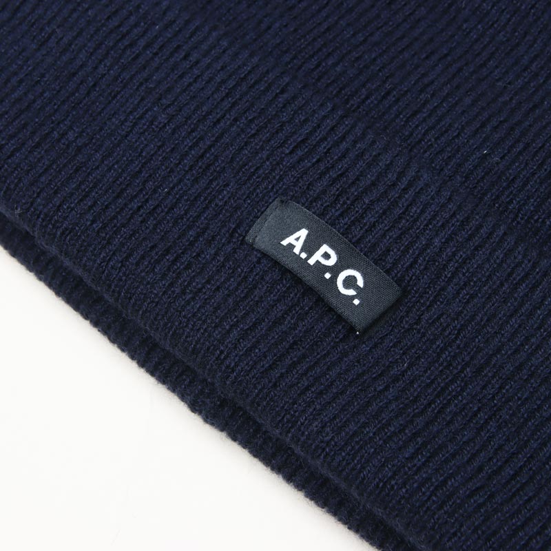 A.P.C.(ڡ) BONNET