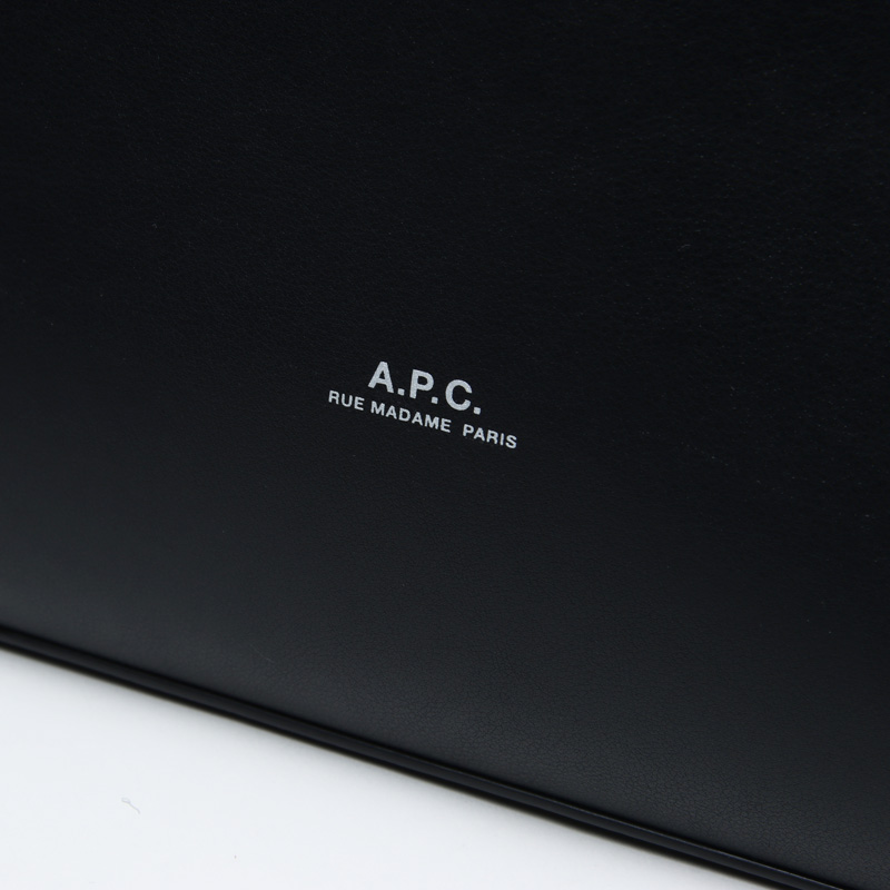 A.P.C.(ڡ) CABAS NINO SMALL