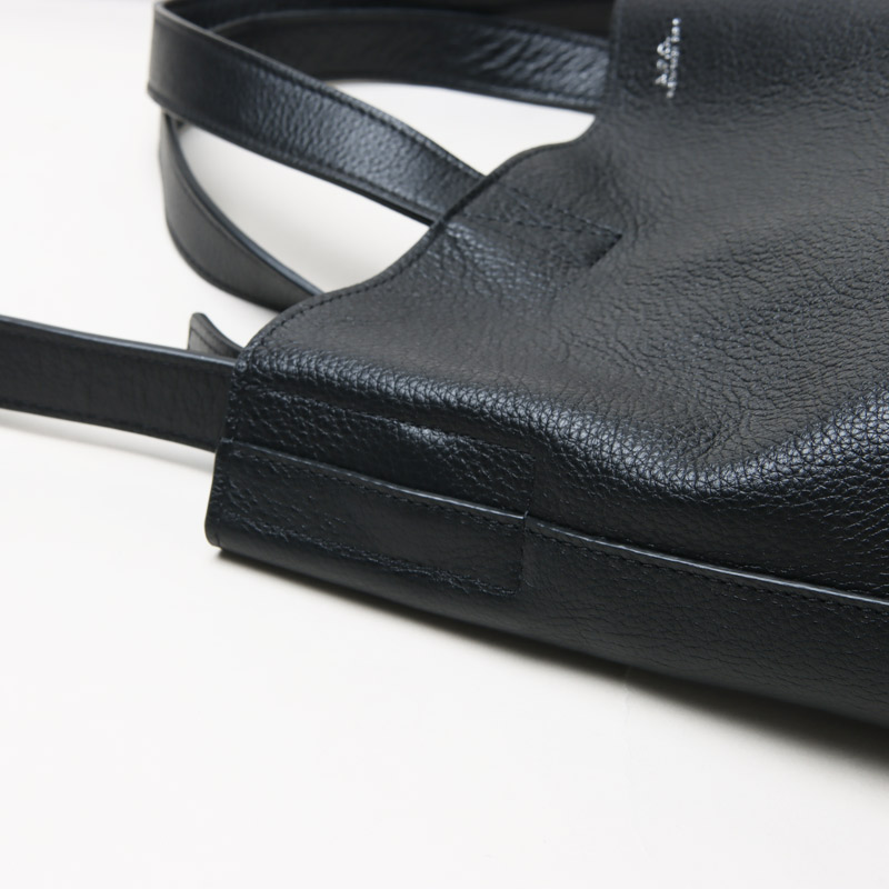 A.P.C.(ڡ) CABAS MAIKO MEDIUM