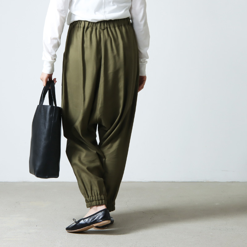 A.P.C.(ڡ) CABAS MAIKO MEDIUM
