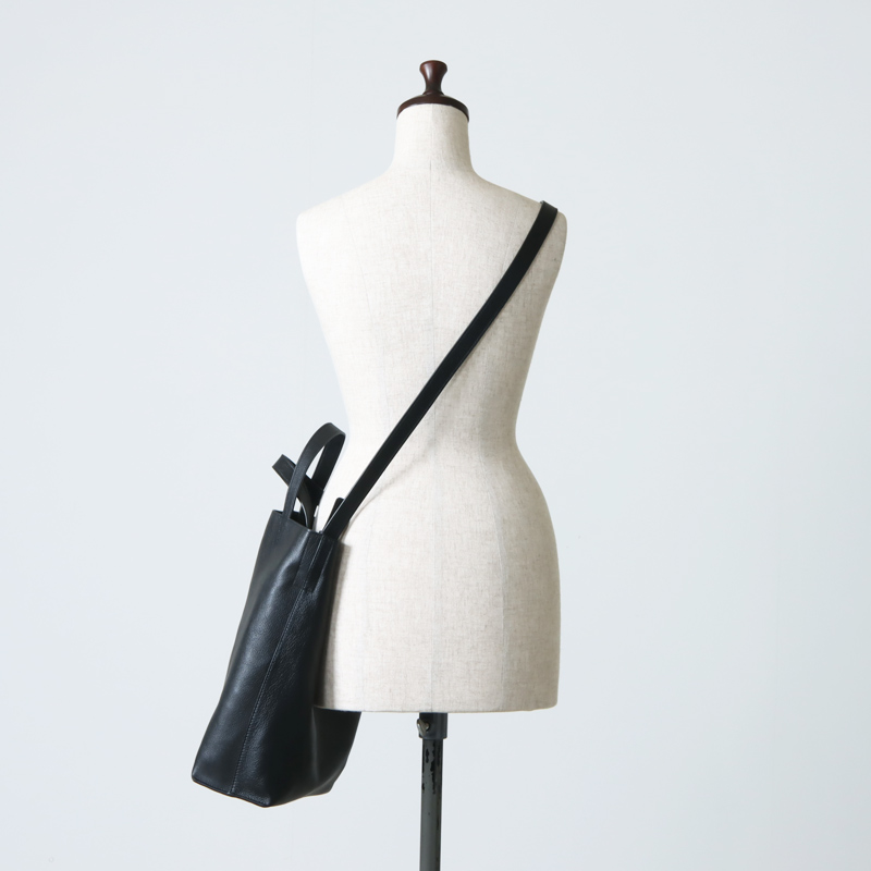A.P.C.(ڡ) CABAS MAIKO MEDIUM