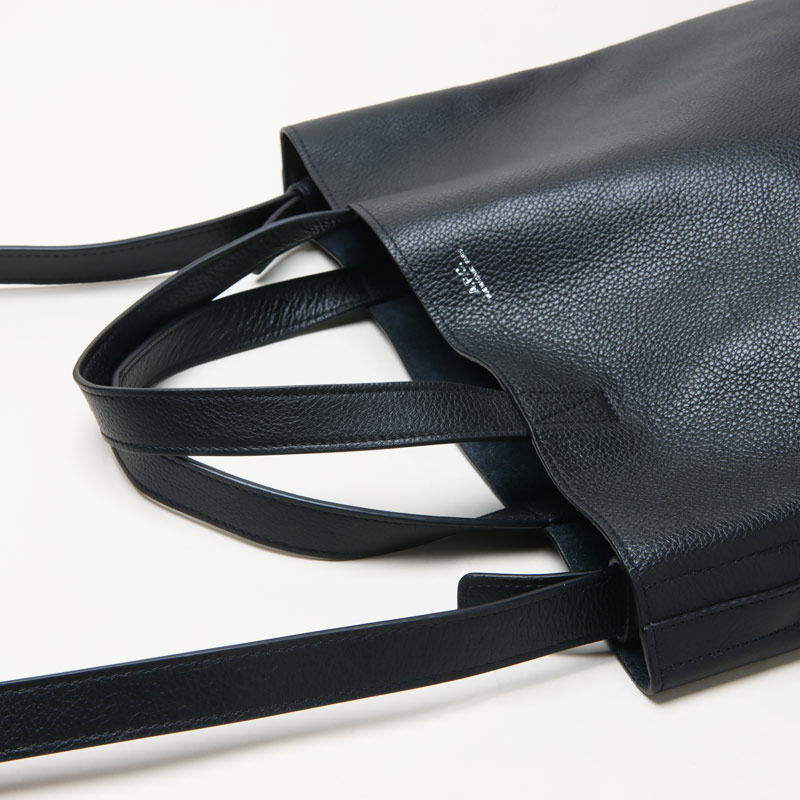 A.P.C.(ڡ) CABAS MAIKO MEDIUM
