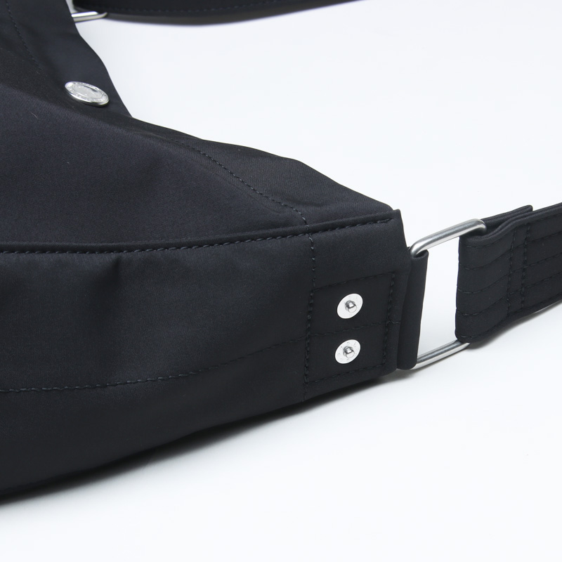 A.P.C.(ڡ) BESACE JOURNAL SMALL
