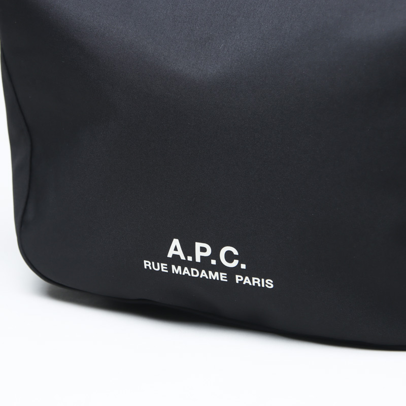 A.P.C.(ڡ) BESACE JOURNAL SMALL