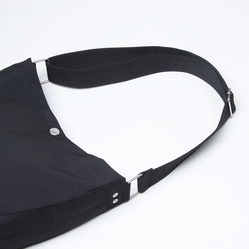 A.P.C.(ڡ) BESACE JOURNAL SMALL