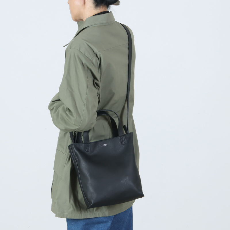 A.P.C.(�����ڡ�����) CABAS MAIKO SMAL