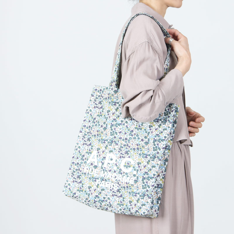A.P.C.(�����ڡ�����) TOTE LOU RUE MADAME