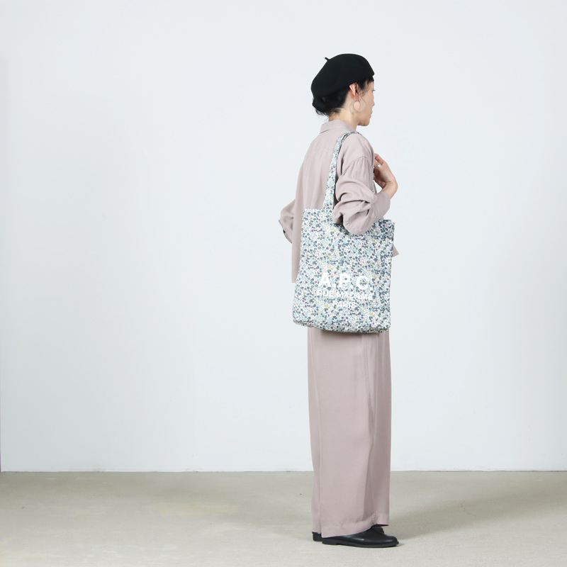 A.P.C.(�����ڡ�����) TOTE LOU RUE MADAME