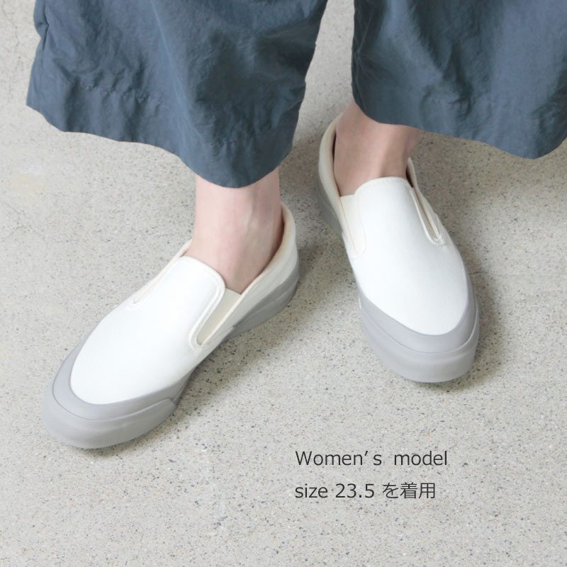 ASAHI ()() ASAHI DECK SLIP-ON WOMEN - WHITE / GRAY