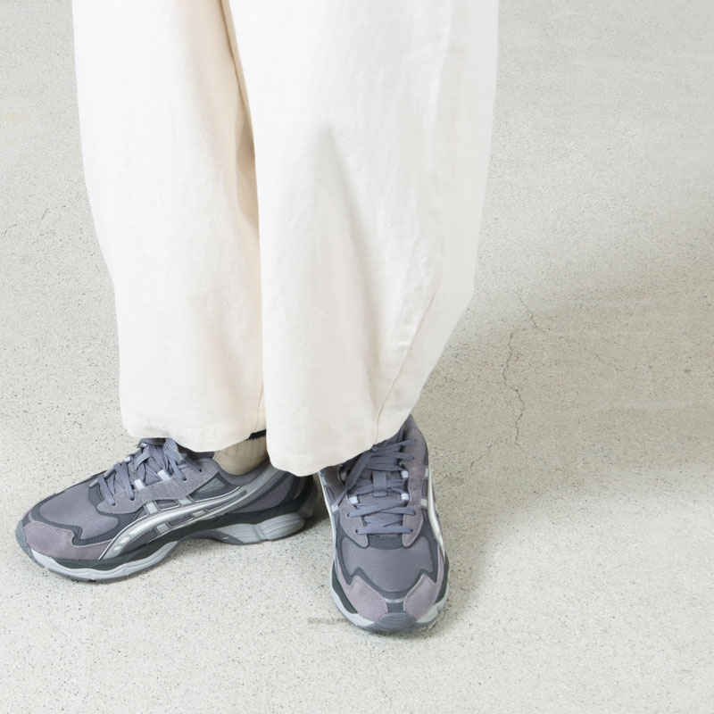 ASICS(å) GEL-NYC 2055