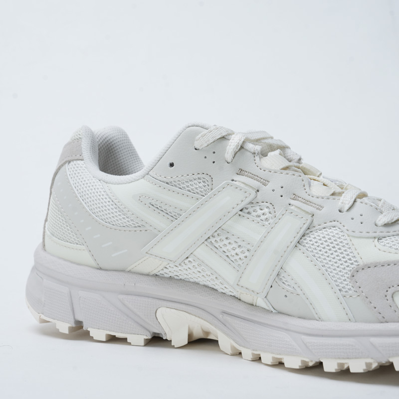 ASICS(å) GEL-SONOMA TR62