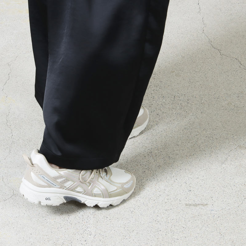 ASICS(å) GEL-VENTURE 6