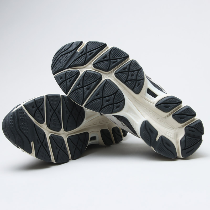 ASICS(å) GEL-NYC