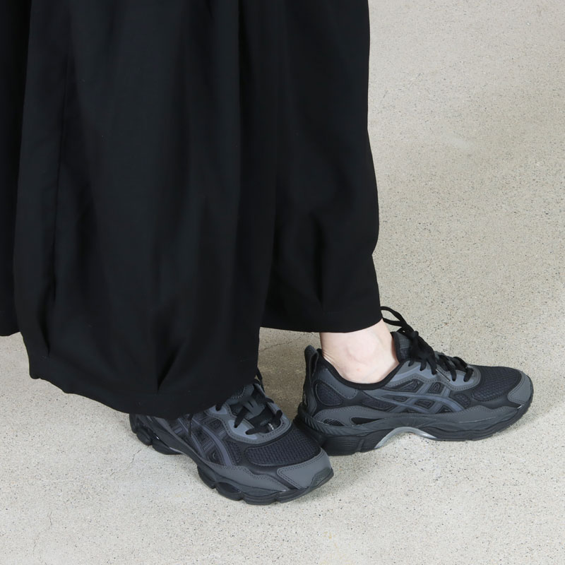 ASICS(å) GEL-NYC RGD