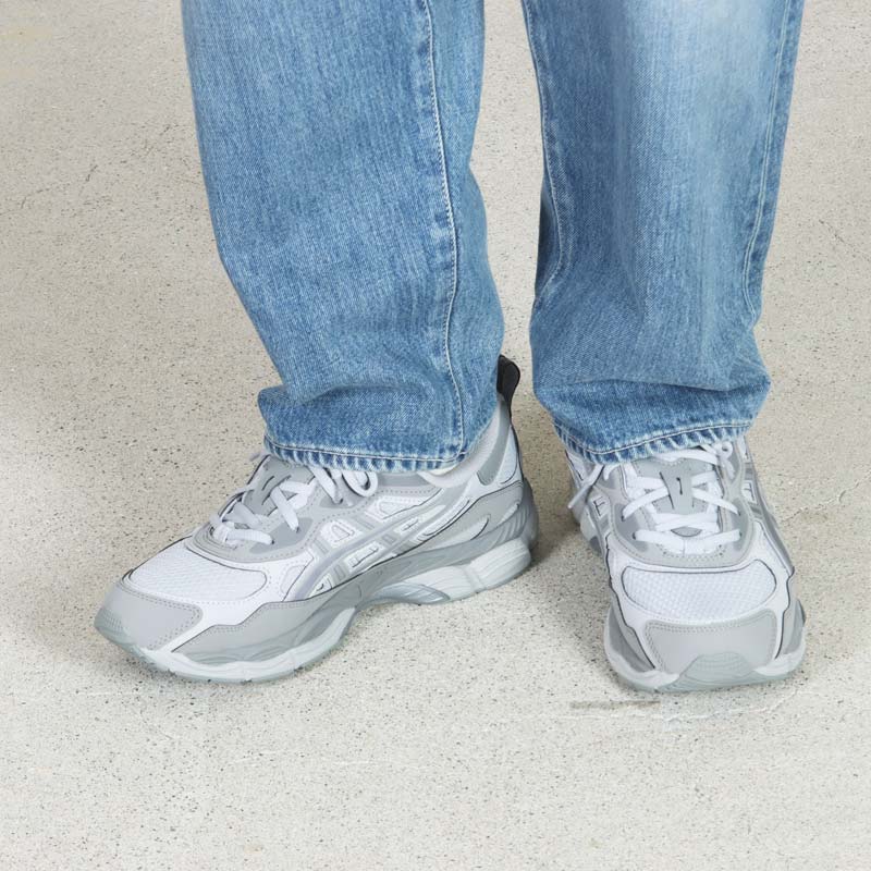 ASICS(å) GEL-NYC RGD