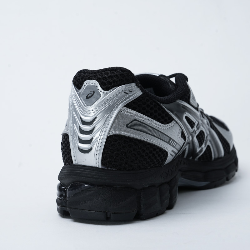 ASICS(å) GEL-KAYANO 12.1