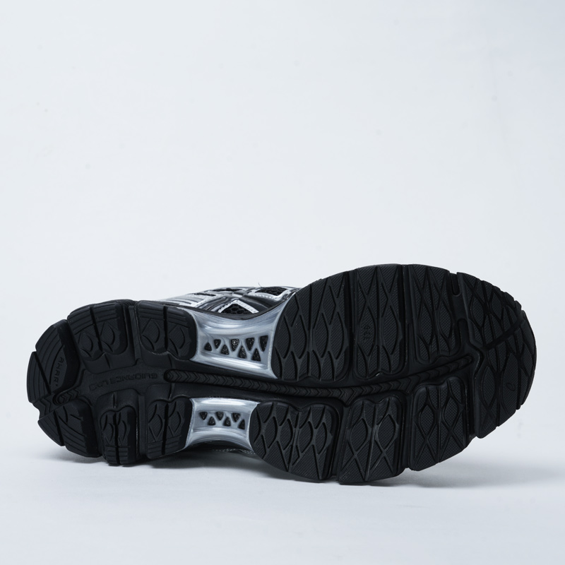 ASICS(å) GEL-KAYANO 12.1