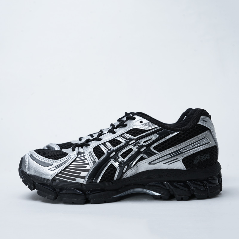 ASICS(å) GEL-KAYANO 12.1