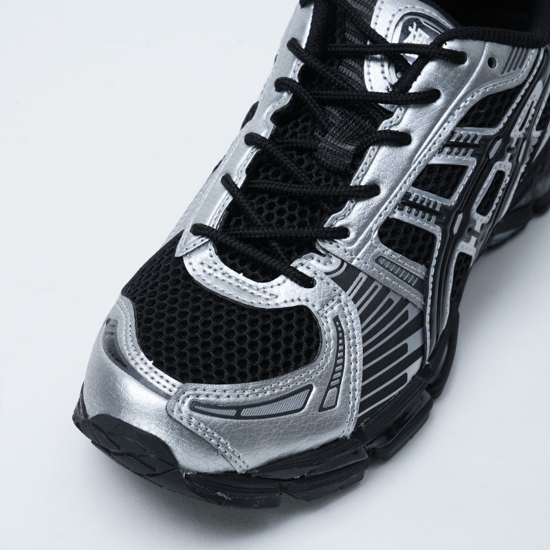 ASICS(å) GEL-KAYANO 12.1