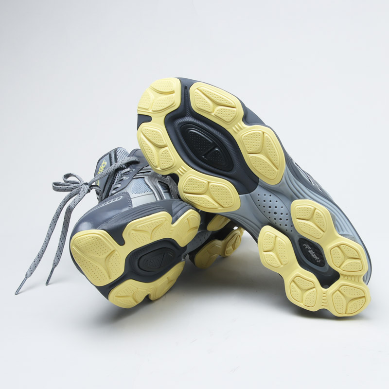 ASICS(�����å���) GEL-KINETIC FLUENT