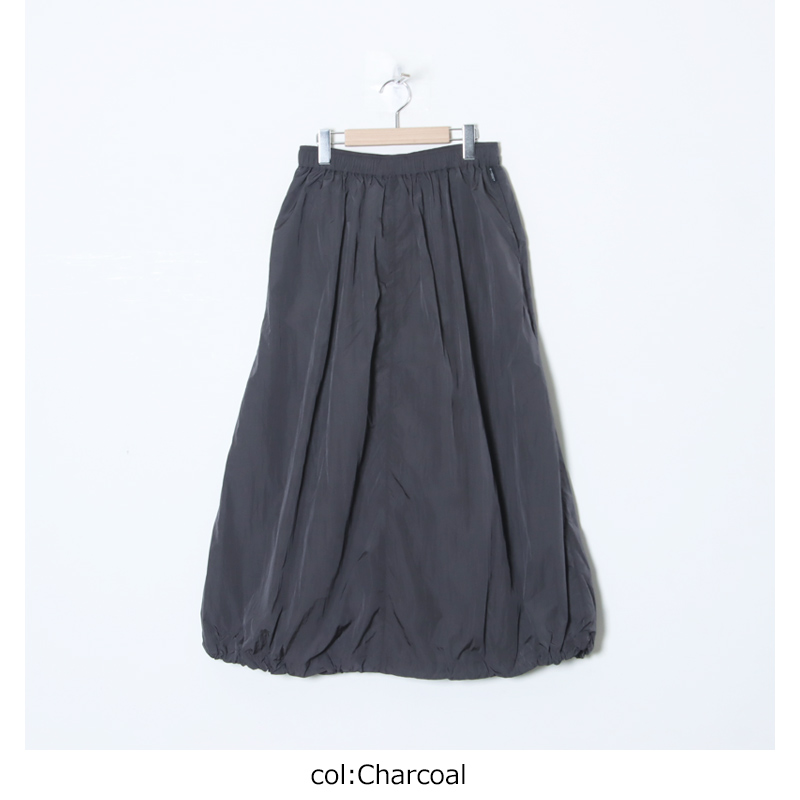 AXESQUIN() NYLON TAFFTA EASY SKIRT