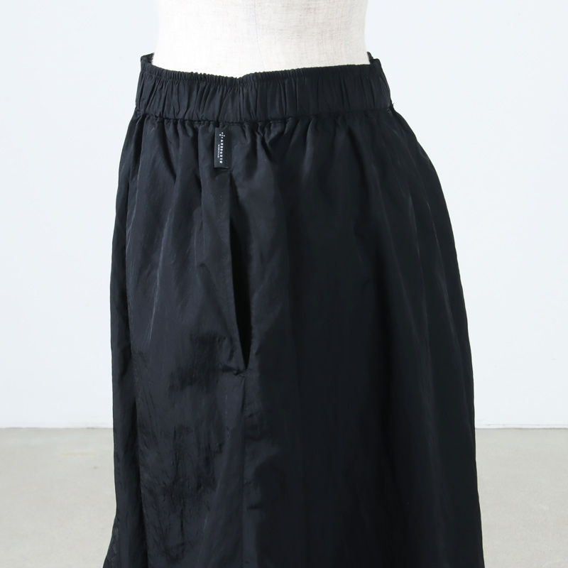 AXESQUIN() NYLON TAFFTA EASY SKIRT