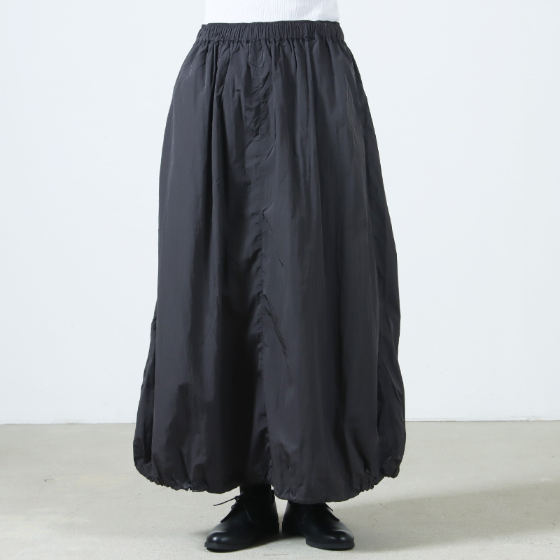AXESQUIN() NYLON TAFFTA EASY SKIRT