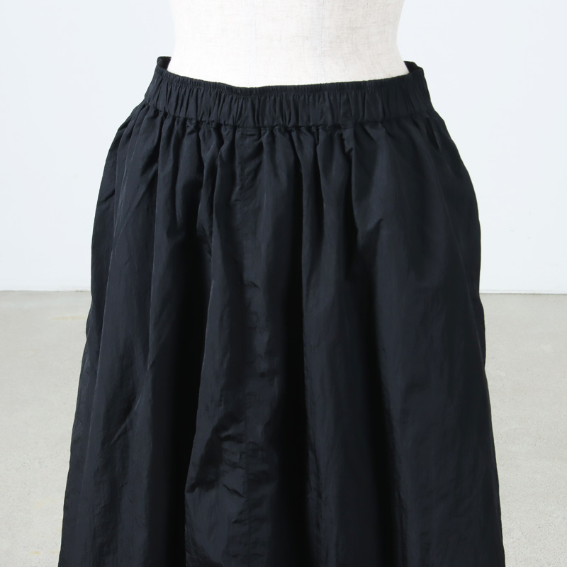 AXESQUIN() NYLON TAFFTA EASY SKIRT