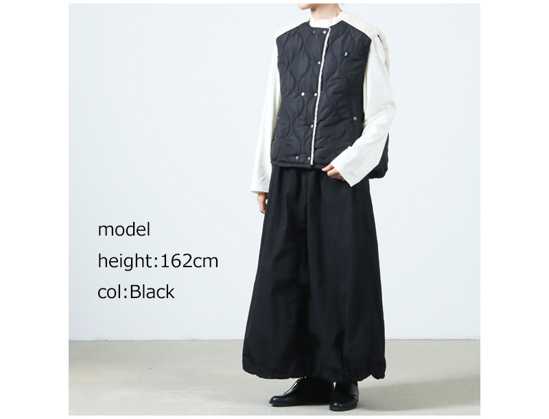 AXESQUIN() NYLON TAFFTA EASY SKIRT