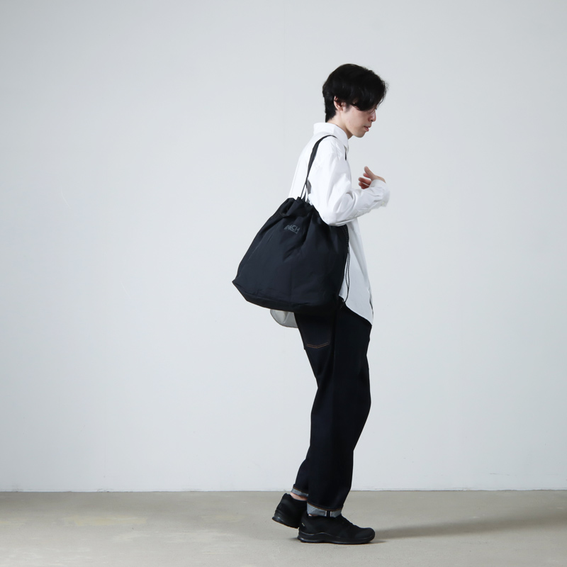 BACH BACKPACKS(ХåϥХåѥå) ITSY BITSY 25L TOTE BAG