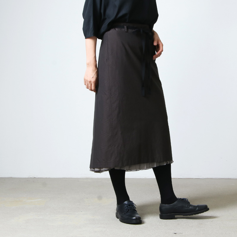 beautiful people (ビューティフルピープル) shadow check apron pleated skirt / シ