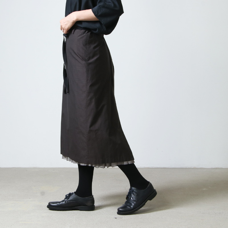 beautiful people (ビューティフルピープル) shadow check apron pleated skirt / シ