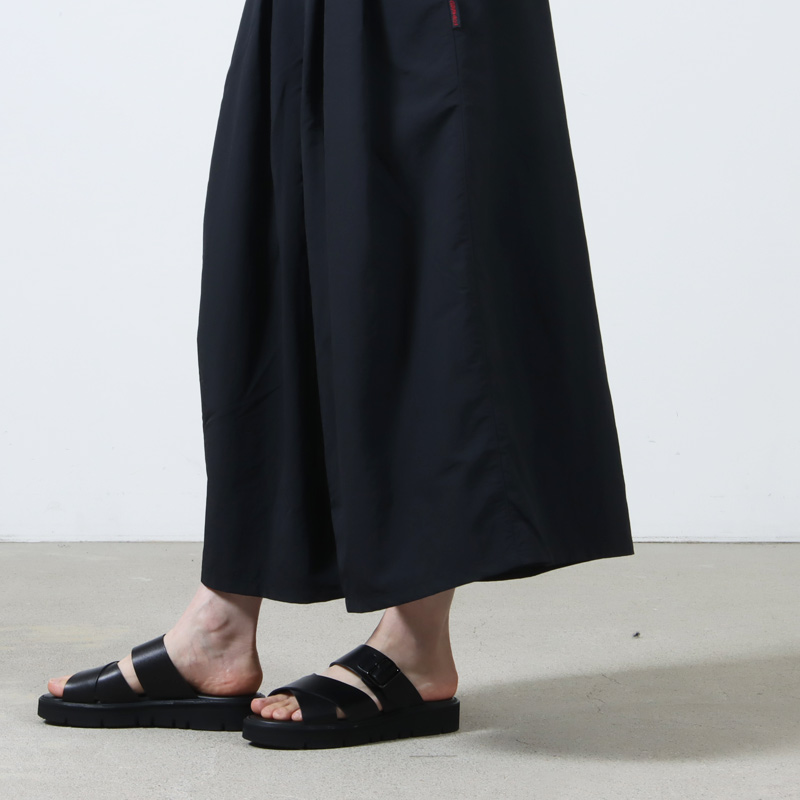 BEAUTIFUL SHOES(ӥ塼ƥե륷塼) CROSS BELT SANDALS(GLOXI MEDIUM SOLE)